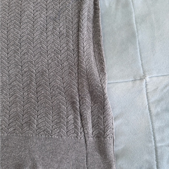 Chase Lands' End Women's Beige Chevron Sweater - Picture 5 of 5